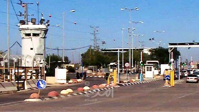 جيش الاحتلال ينكل بعمال من قطاع غزة قرب حاجز الجلمة العسكري