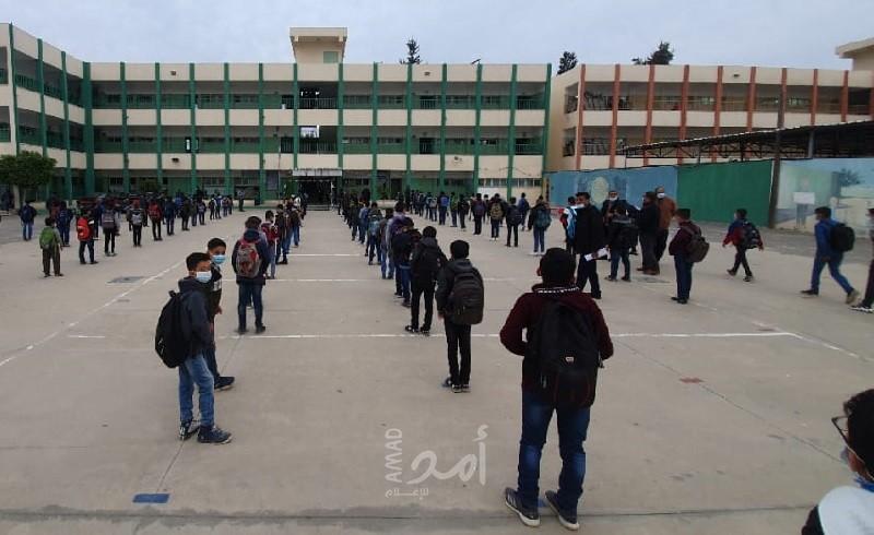 عبري: خطة أمريكية عربية لتغيير نظام التعليم في غزة وربط الإعمار بالإصلاحات