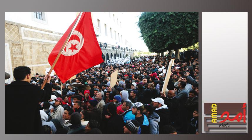 الاحتجاجات تهدأ في تونس لكن الحكومة ما زالت تحت ضغط اجتماعي قوي