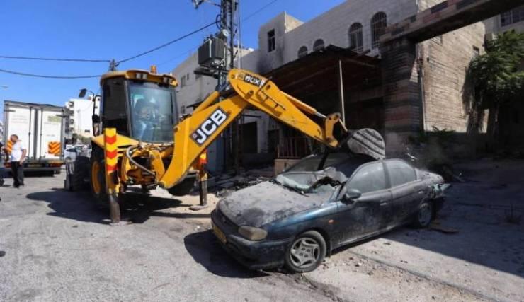الشرطة الفلسطينية تتلف 1000 مركبة غير قانونية بالخليل