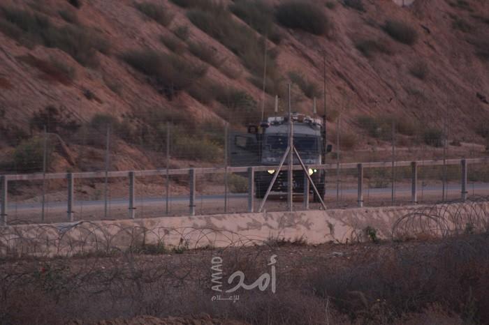 قوات الاحتلال تطلق النار تجاه شبان اقتربوا من السياج الفاصل شرق خانيونس