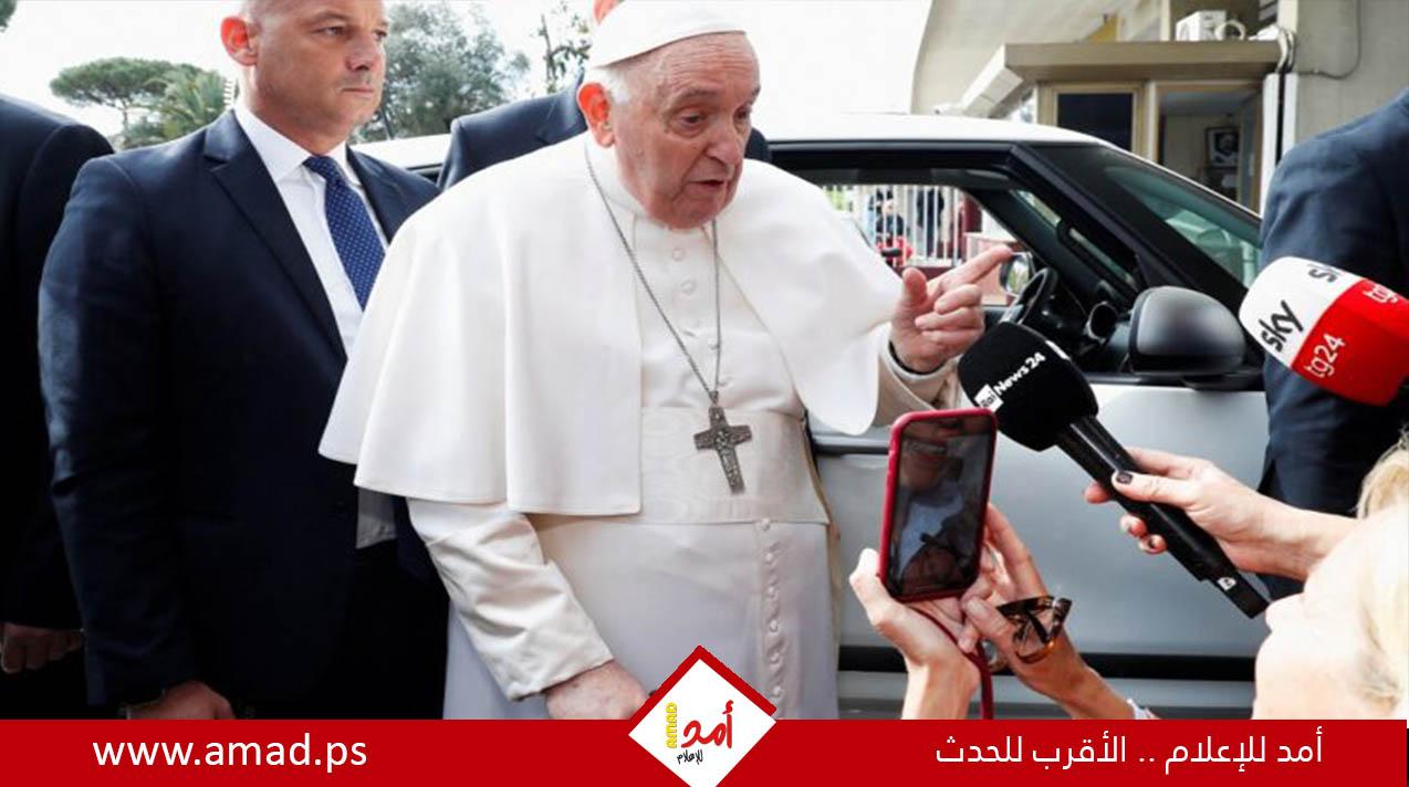 نقل  البابا فرنسيس إلى المستشفى