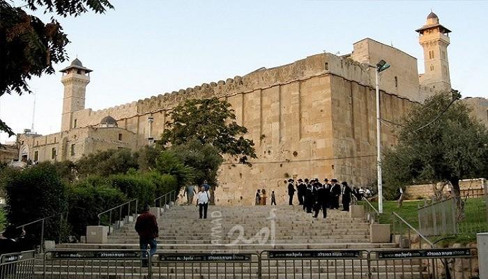 قوات الاحتلال تُغلق الحرم الإبراهيمي بحجة الأعياد اليهودية