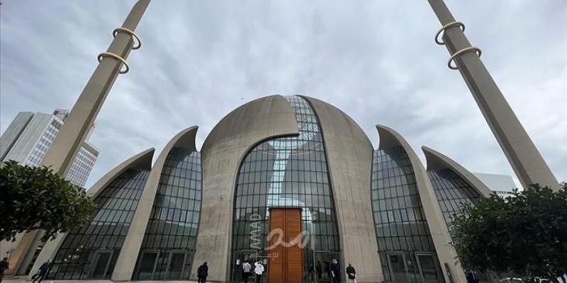 ألمانيا تسمح برفع الأذان في "كولونيا"
