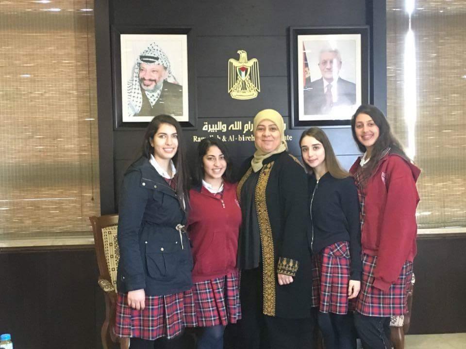 مجلس طلبة راهبات ما ر يوسف يلتقي د. ليلى غنام محافظ رام الله والبيرة