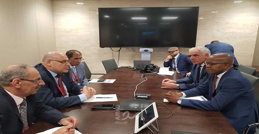 أبو جيش يبحث مع نظيريه التركي والليبي أوجه التعاون المشترك
