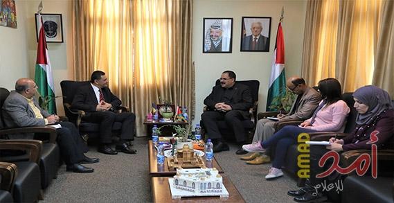 فلسطين ورومانيا تتفقان على تنفيذ برنامج تحضيري للطلبة