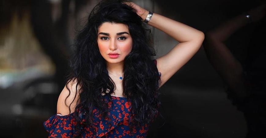 المغربية"جيهان خليل"تبهر متابعيها بصورة على الشاطئ .. شاهد