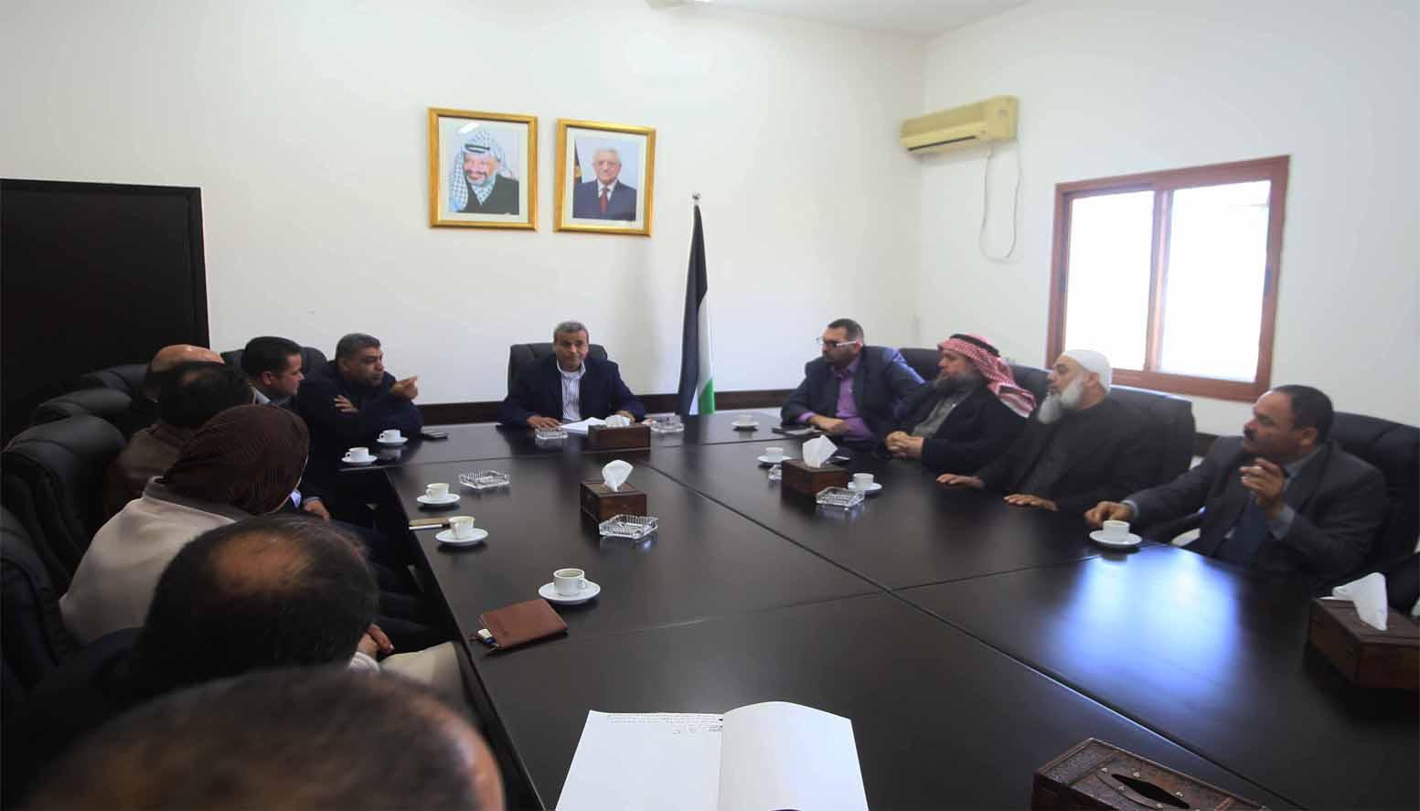 بالصور: اجتماع لمناقشة آليات البدء بحملة تبرعات  لمركز خالد الحسن لمعالجة مرض السرطان وزراعة النخاع