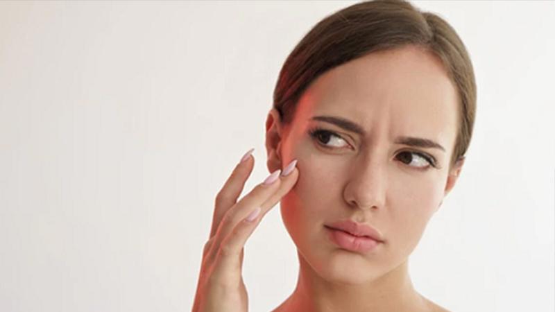 أسهل روتين علاجي للوجه في المنزل