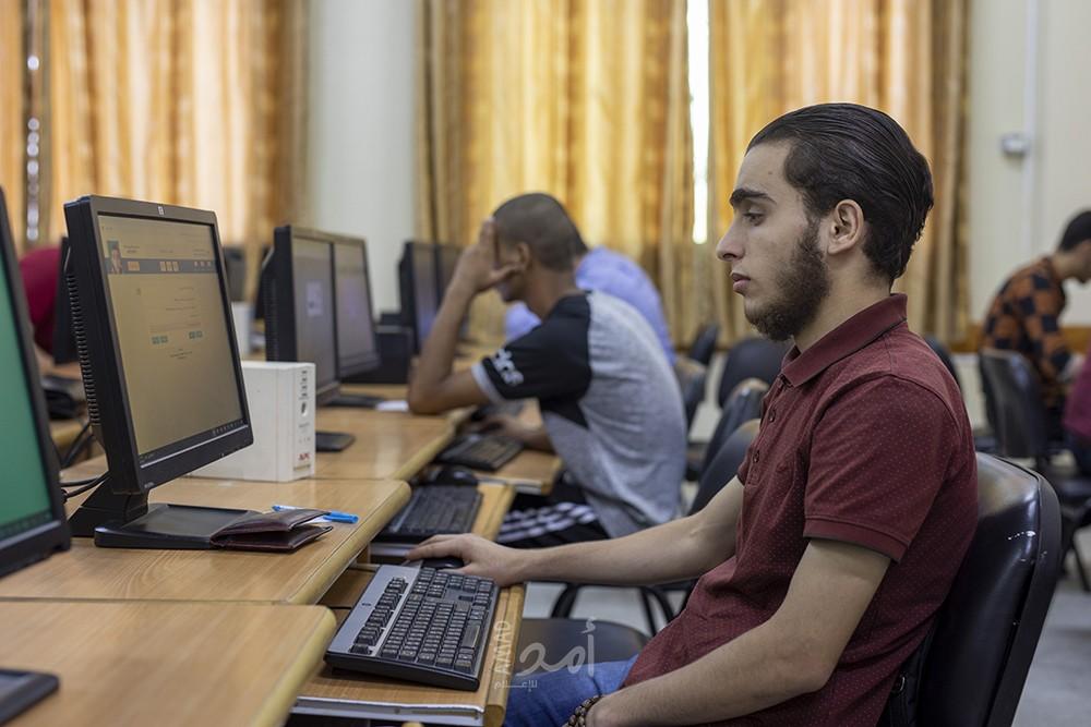 تعليم غزة تفتح باب التسجيل للامتحان التطبيقي الشامل