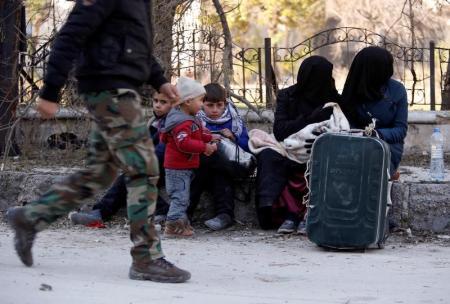 روسيا تقول 10500 شخص غادروا شرق حلب خلال 24 ساعة