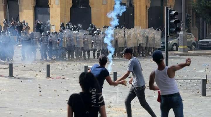محدث | لبنان ..اقتحام وزارة الخارجية وإعلانها مقراً للثورة (فيديو)