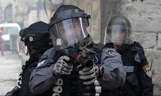 محاولة دهس لعناصر شرطة إسرائيليين بالقدس واعتقال السائق