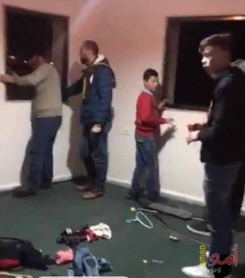 إخلاء منزل الشهيد صالح البرغوثي ووالده برام الله