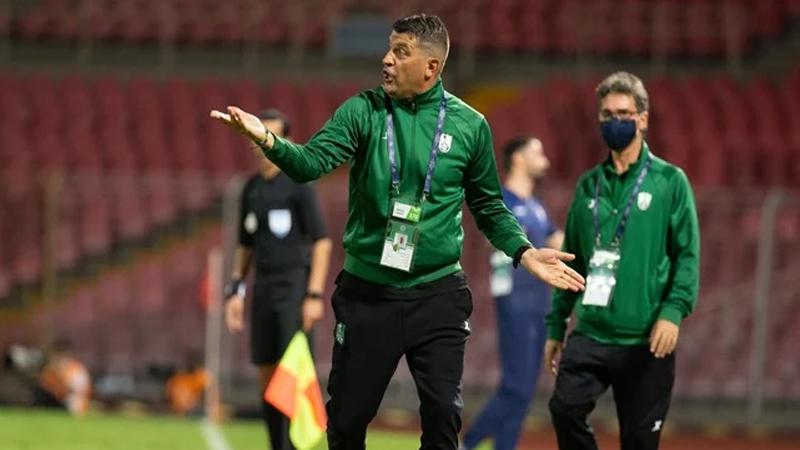 رسميا .. إقالة الصربي "فلادان" من تدريب الأهلي السعودي