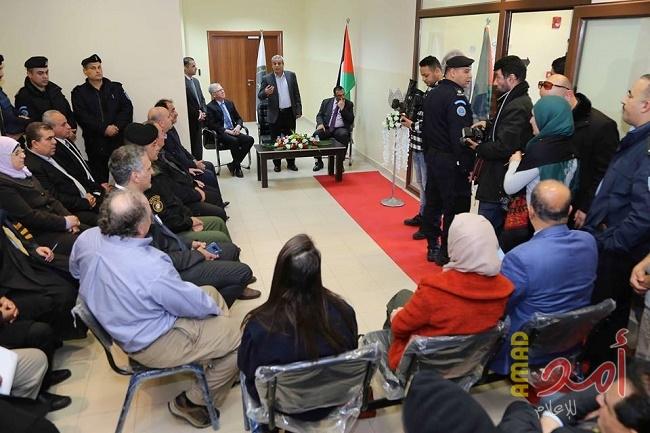 بالصور - رواجبة يفتتح مقر نيابة الأحداث في قلقيلية