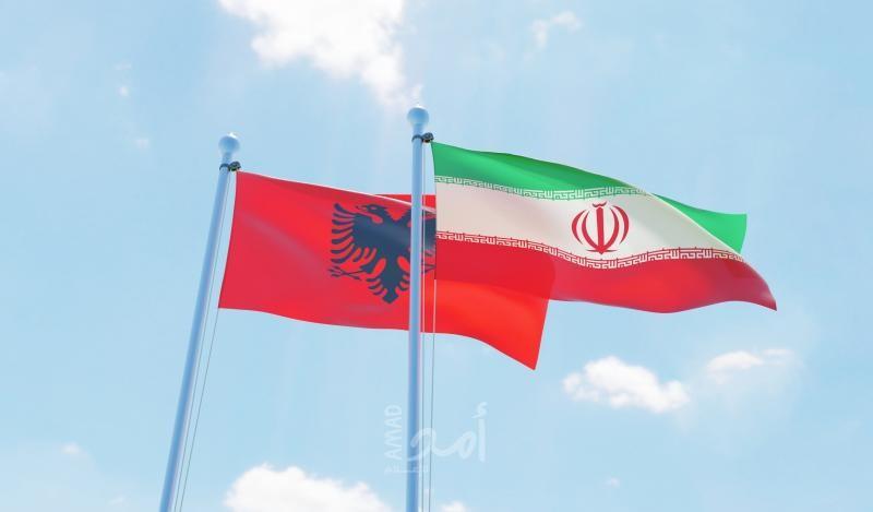 رويترز: دبلوماسيون إيرانيون يحرقون وثائق قبل مغادرتهم ألبانيا
