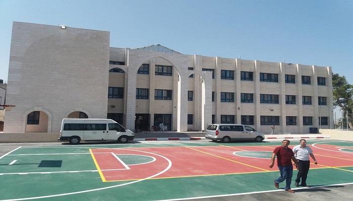 التربية تتسلم مدرسة ذكور حوسان وتتفقد مشروع تأهيل "أم صفا"