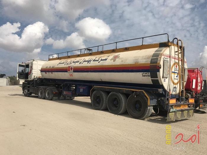 موقع عبري: (10) صهاريج وقود ستدخل إلى محطة توليد كهرباء غزة