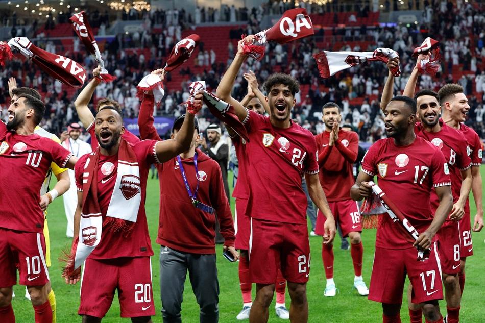 قطر تضرب موعدا مع ايران في نصف نهائي أمم أسيا