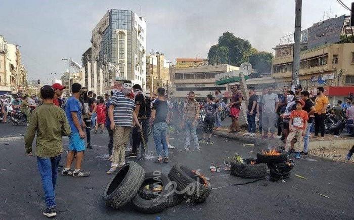 محلل سياسي لبناني :شرعية حكومة الحريري سقطت وننتظر استقالته خلال ساعات
