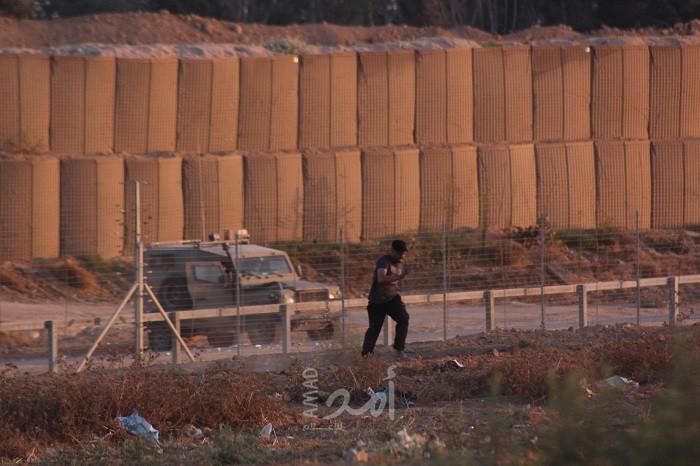 يديعوت:اعتقال  3 فلسطينيين عبروا السياج الفاصل من قطاع غزة