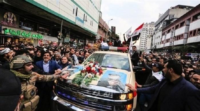 الغارديان: مجهولون يُضرمون النيران في تمثال قاسم سليماني بعد ساعات من تدشينه- فيديو