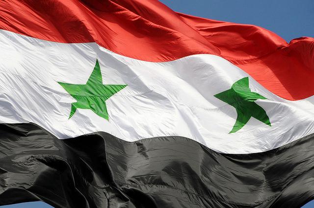 الأرض بتتكلم سوري