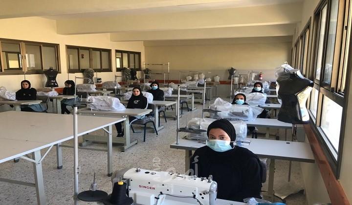 المشروبات الوطنية تجهز مشغلين مهنيين لمدرسة عبد القادر القاضي المهنية في صوريف بالخليل