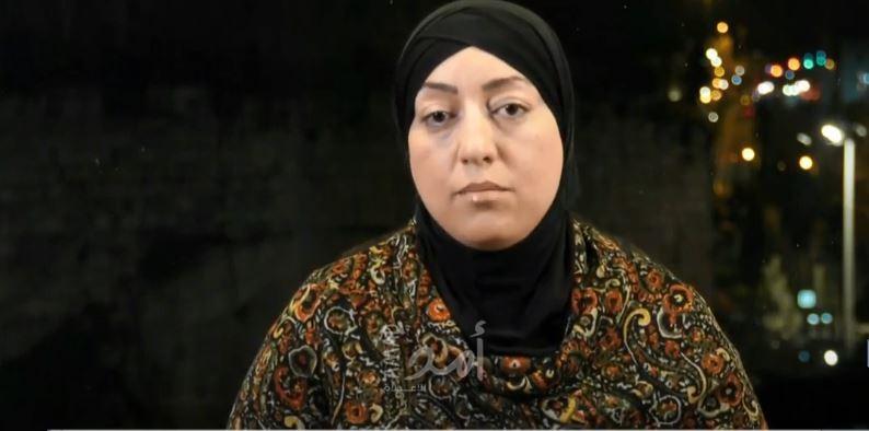 ناشطة: تعامل بعض الأحزاب الفلسطينية مع النساء في قوائم الانتخابات "للزينة فقط" - فيديو