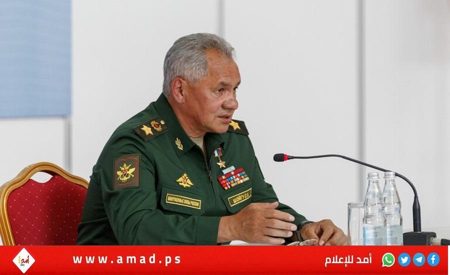 وزير الدفاع الروسي يتفحص القوات الروسية في منطقة العملية العسكرية الخاصة