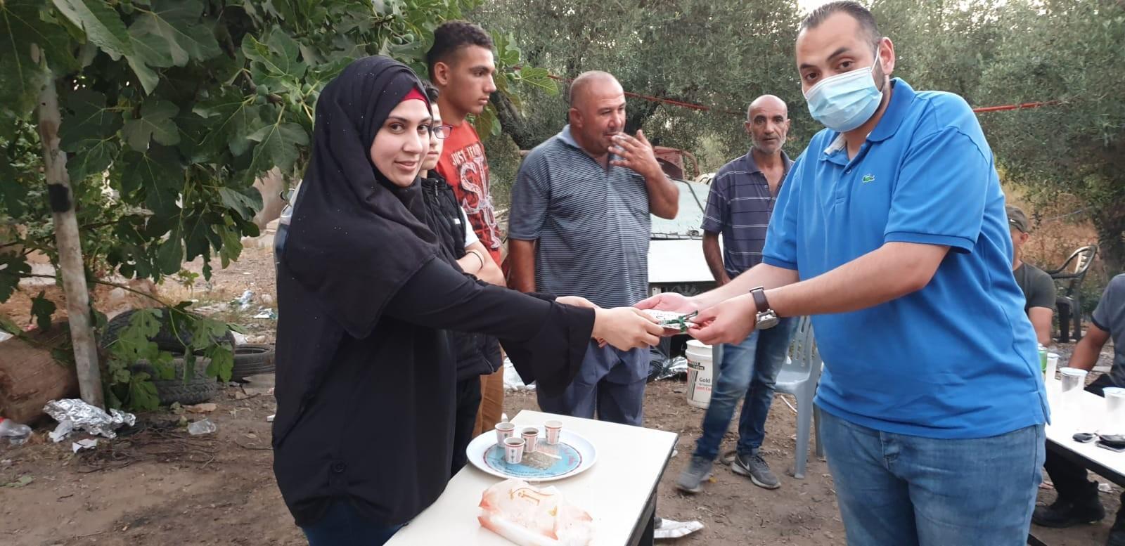 فتح بالجلزون تهنئ الأسيرة روان عمبر بمناسبة الإفراج عنها بعد 3 سنوات بالأسر