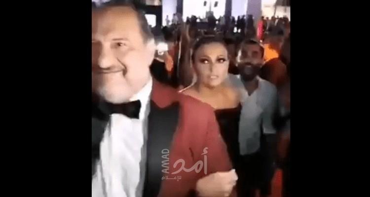 خطوبة الفنانة بشرى.. فاجأها على السجادة الحمراء - فيديو