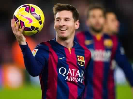 رسمياً.. ميسى يجدد تعاقده مع برشلونة وشرط جزائى 700 مليون يورو