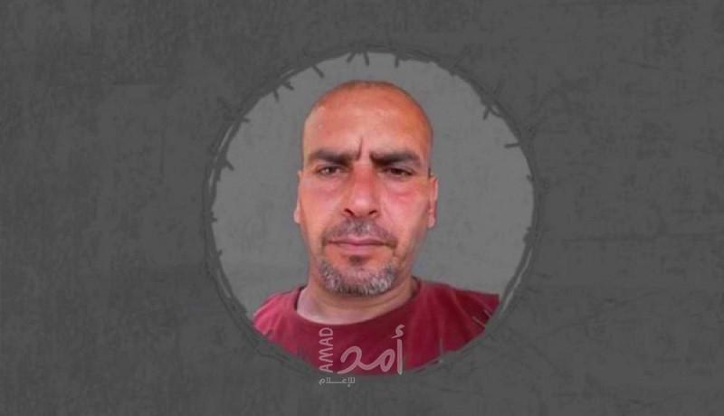 رام الله: الأسير "محمود زهران" يستنشق الحرية خارج أسوار السجون