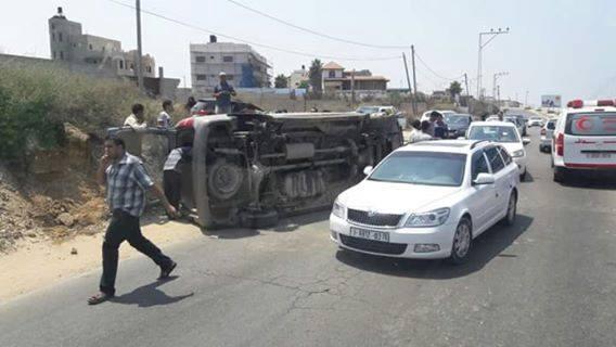 اصابة 11 مواطنا جراء حادثي سير في نابلس