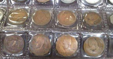 جمارك مطار القاهرة تحبط تهريب عملات ووثائق أثرية خاصة بالرئيس محمد نجيب إلى قطر