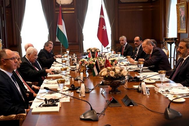 الأحمد: أردوغان طرح افكاراً مهمة للخروج من أزمات قطاع غزة