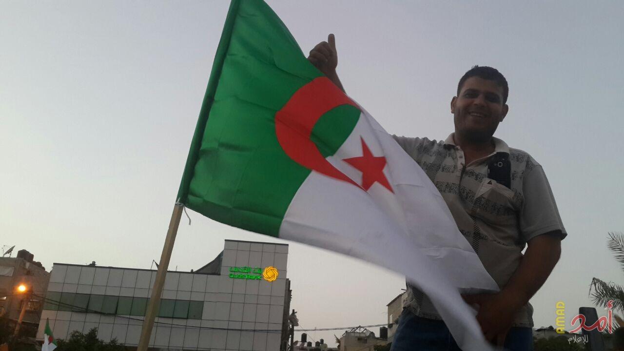 بالصور.. الجزائر حاضرة في فعاليات إحياء ذكرى النكبة في بازار تراثي برفح