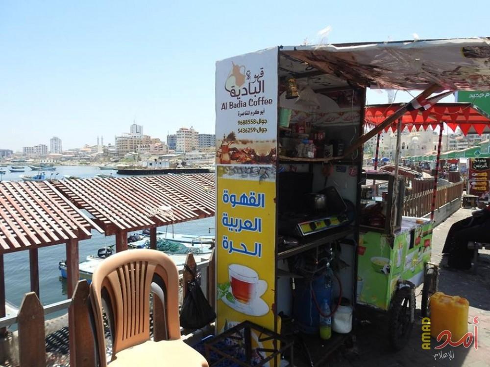 وزارة المواصلات تنظم عمل البسطات العشوائية داخل ميناء غزة