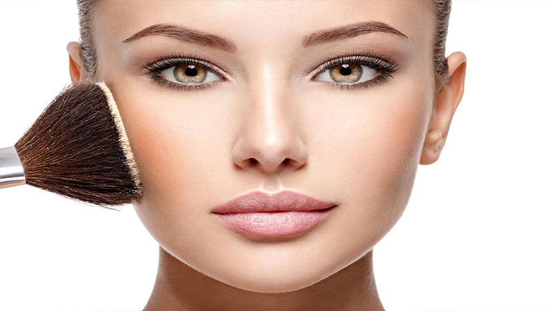 أحدث صيحات المكياج لطلة مميزة