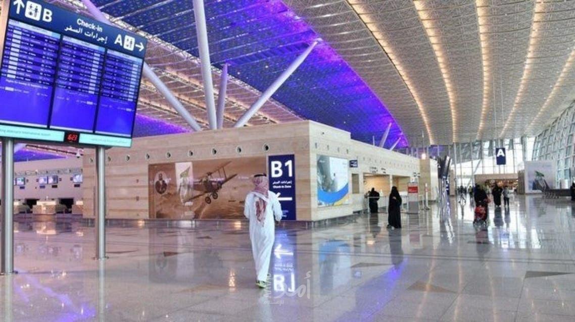 السعودية تسمح بدخول القادمين إليها من 11 دولة