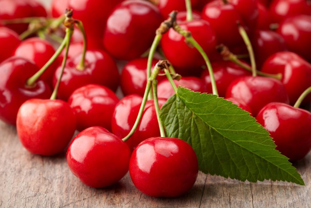 أكثري من تناول الكرز في هذا الشهر