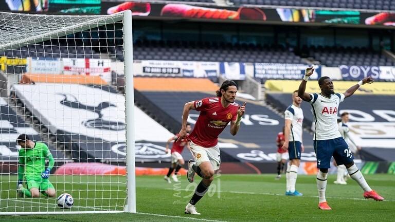 هاتريك رونالدو.. مانشستر يونايتد يهزم توتنهام 3-2 في مباراة مثيرة