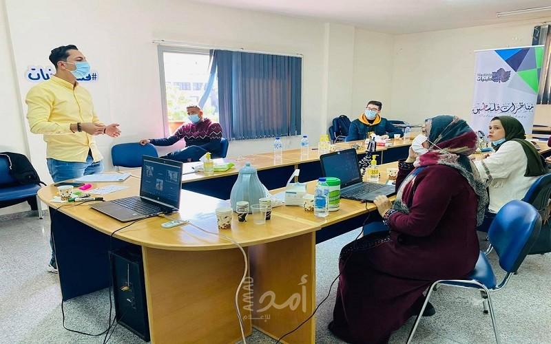 فلسطينيات تنهي تدريب مدربين في المناظرات