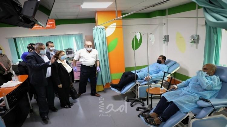 الوفد الوزاري برئاسة الكيلة يتفقد مستشفى الحياة التخصصي بغزة