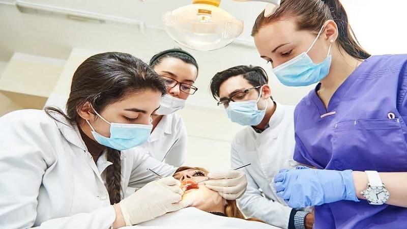 تربية رام الله تصدر تعميماً هاماً للطلبة الفلسطينيين متخصصي الطب في الجامعات الأردنية