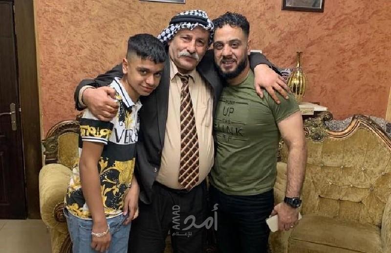 "الشيوخي" يستقبل الأسير المحرر ربيع أيو ليل بعد قضاء (14) عام في سجون الاحتلال
