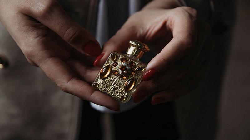 اعرف العطر المناسب لذوق وشخصية كل برج